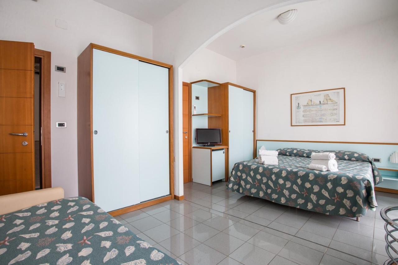 Hotel Gaby Rimini Exterior photo